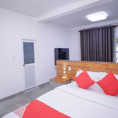 Pineview Hotel Unawatuna Buitenkant foto