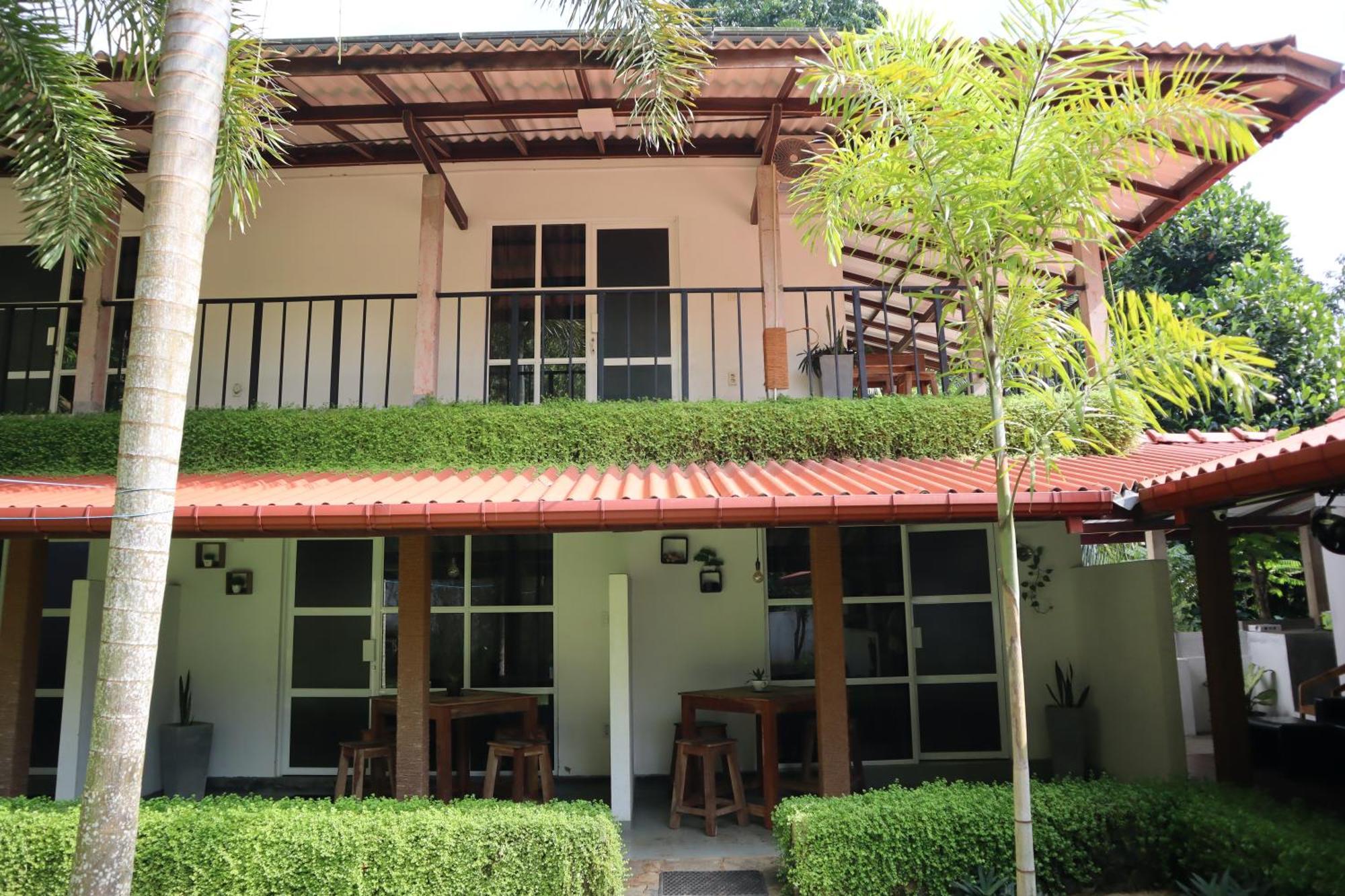 Pineview Hotel Unawatuna Buitenkant foto