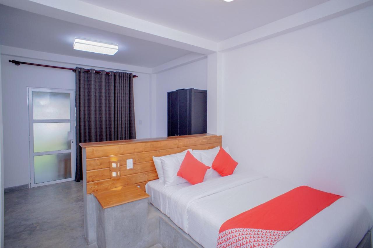 Pineview Hotel Unawatuna Buitenkant foto