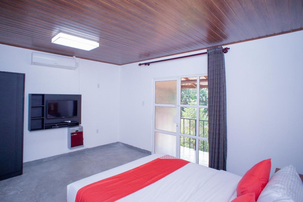 Pineview Hotel Unawatuna Buitenkant foto